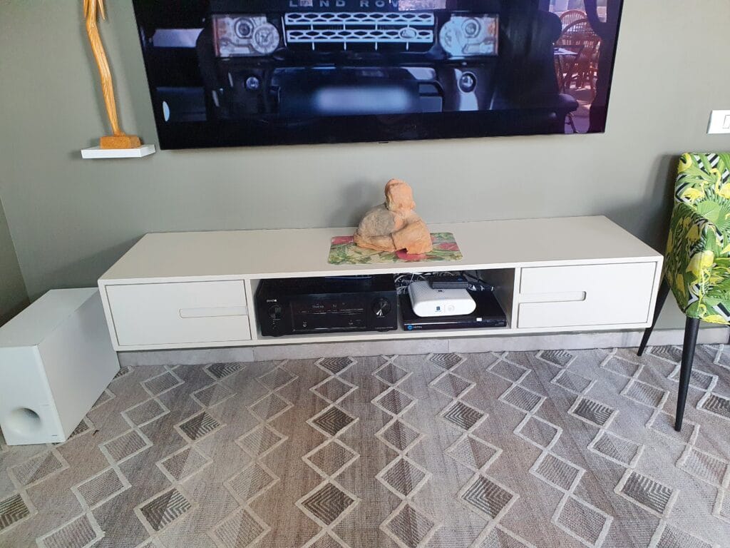 מזנון גמר צבע בתנור עם ידיות אינטגרליות