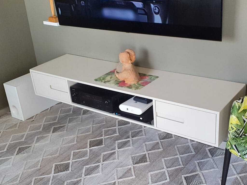 מזנון גמר צבע בתנור עם ידיות אינטגרליות